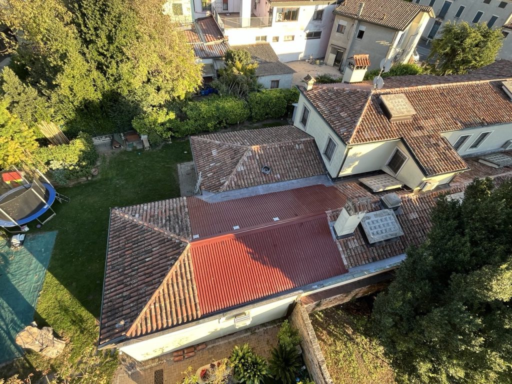 esempio tetto 2 ripasso e vasca pannelli solari (1) esempio tetto 2 ripasso e vasca pannelli solari (1)